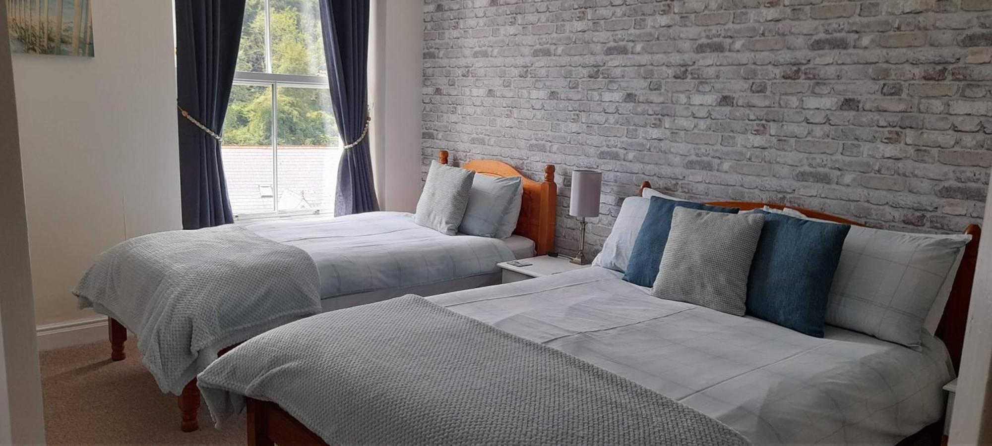 Saffron House Bed & Breakfast Combe Martin Ngoại thất bức ảnh