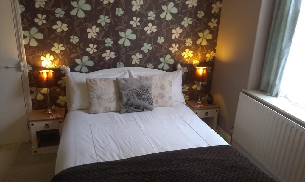Saffron House Bed & Breakfast Combe Martin Ngoại thất bức ảnh